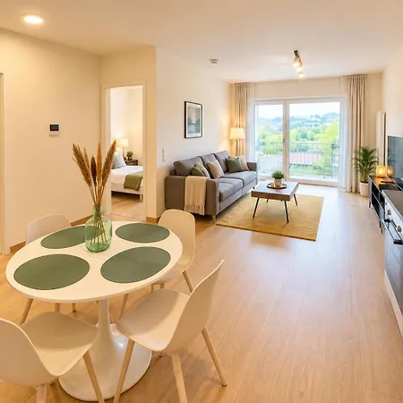 Relaxing 1 Bedroom Escape With Convenient Parking Appartement Luxemburg