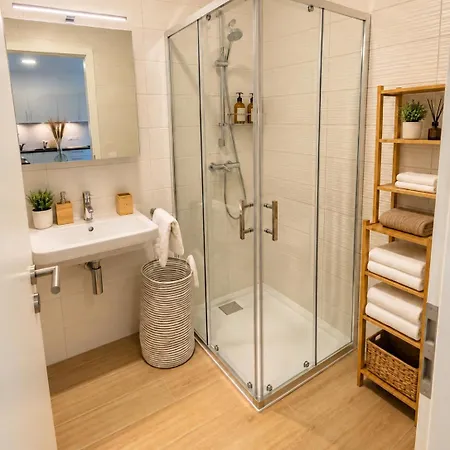 Appartement Relaxing 1 Bedroom Escape With Convenient Parking